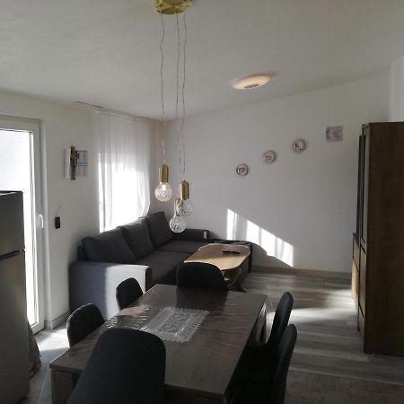 Apartman Kety ヴィル エクステリア 写真