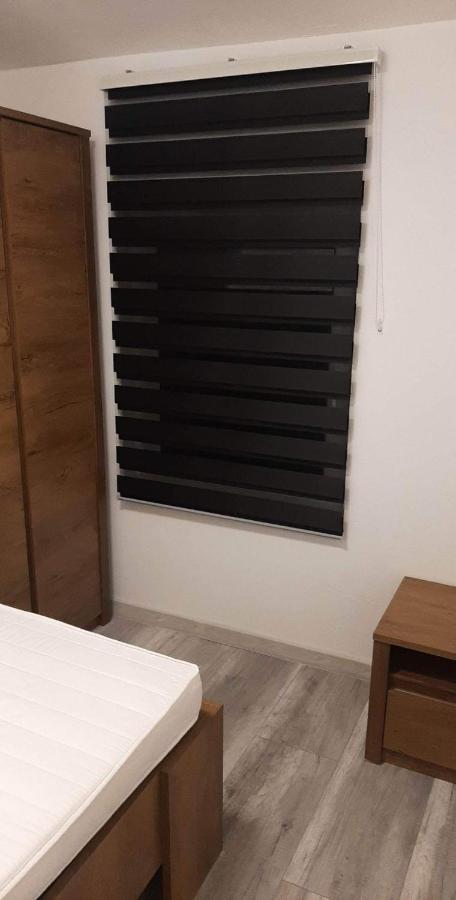Apartman Kety ヴィル エクステリア 写真