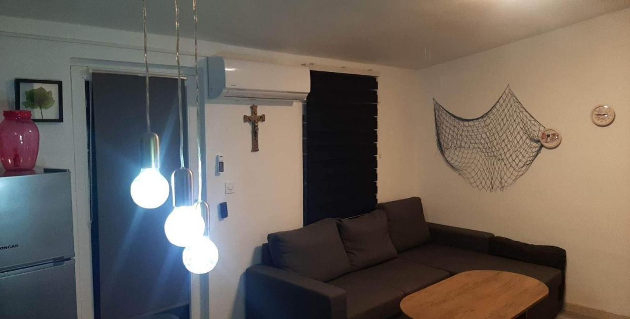 Apartman Kety ヴィル エクステリア 写真